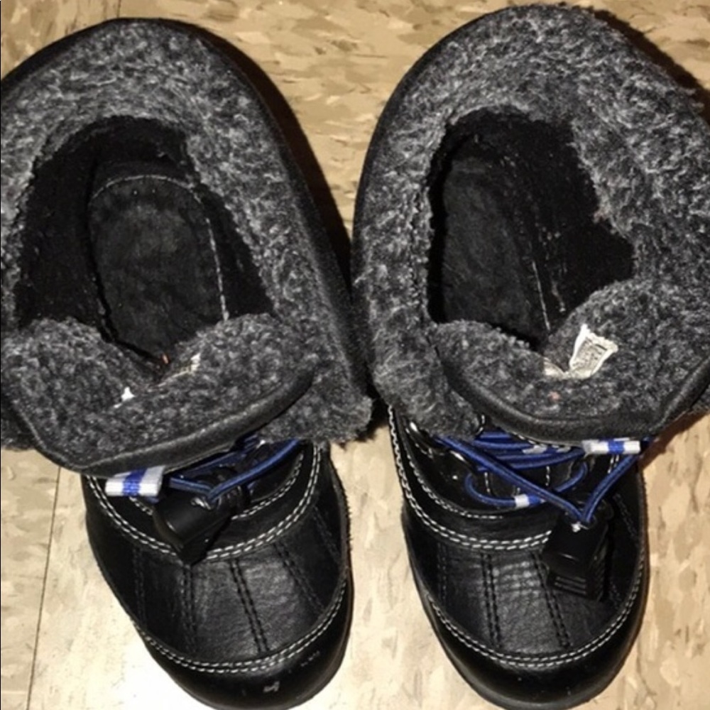 Boys winter boots